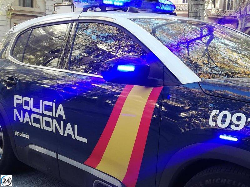 Un home detingut a Maó per agredir sexualment una dona al carrer. 

Un home detingut a Maó per agreir sexualment una dona al carrer.