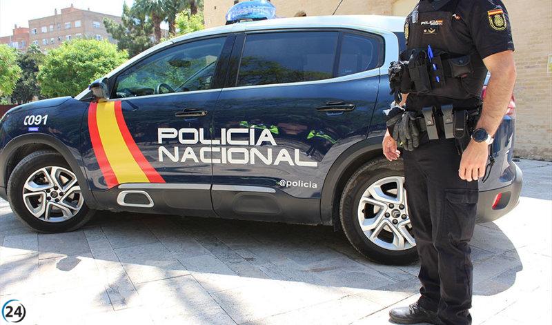 Tres persones detingudes per obligar una menor a gravar-se per exculpar dos condemnats per abusos sexuals a Palma.