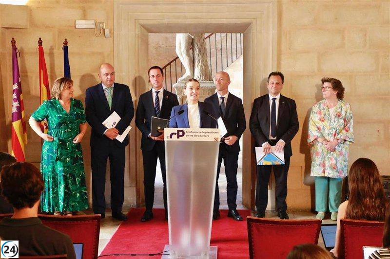 Reunió de presidents insulars per abordar el trasllat de residus d'Eivissa a Mallorca.

Convocarà una conferència de presidents insulars per abordar el trasllat de residus d'Eivissa a Mallorca.
