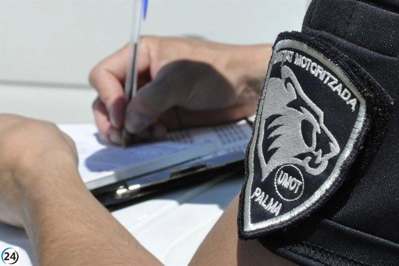 Investigat un conductor per circular amb el carnet retirat per ordre judicial a Palma.

Investigat un conductor per circular amb el carnet retirat per ordre judicial a Palma.