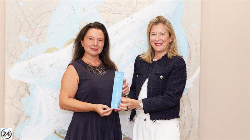 Carolina Quetglas, directora general de BQ Hoteles, guanya el 'Premi Dona Empresària CaixaBank' a les Balears.