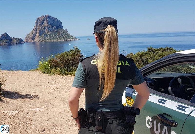 Investiguen la mort d'un DJ italià a Eivissa després d'amenaçar un ancian amb un ganivet.