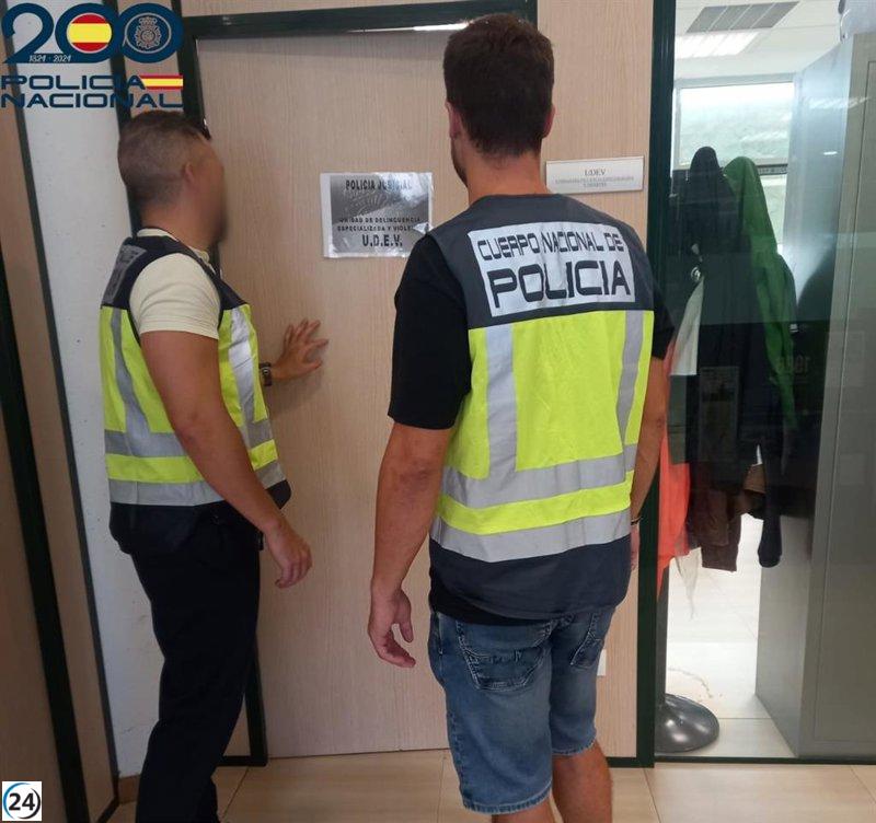 La Policia Nacional desmantella un grup criminal especialitzat en robatoris de rellotges d'alta gamma a Eivissa.