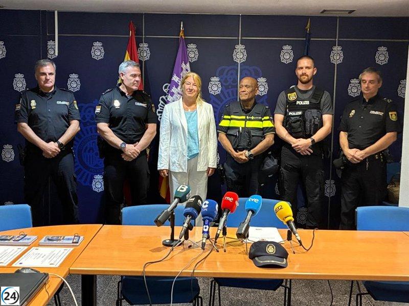 Balances de l'Operació Estiu de la Policia Nacional: més de 450 detinguts, 190 només a la Platja de Palma.
Balances de l'Operació Estiu de la Policia Nacional: més de 450 detinguts, 190 només a la Platja de Palma.