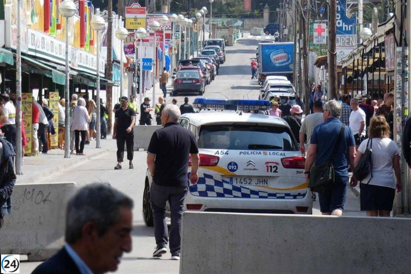 La Policia Local desplega un dispositiu contra la venda de productes falsificats a la Platja de Palma.

La Policia Local desplega un dispositiu contra la venda de productes falsificats a la Platja de Palma.