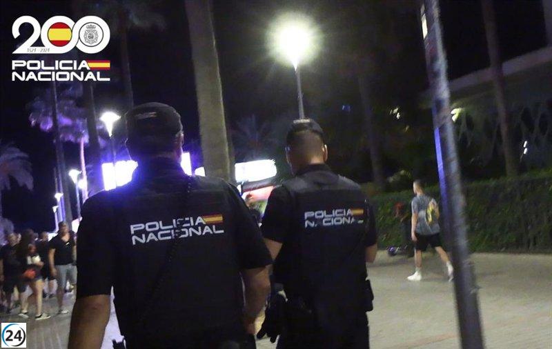 Detingut per accedir pel sostre a un local d'oci després de ser expulsat a Palma.

Arrestat per accedir pel sostre a un local d'oci després de ser expulsat a Palma.