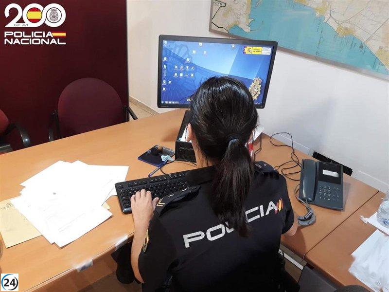 Dos homes detinguts per difondre imatges de contingut sexual d'una companya de feina a Palma.