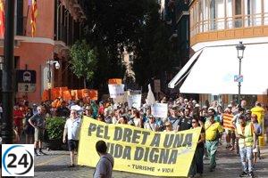 Més del 75% dels ciutadans de les Balears culpen el turisme de l'augment del cost de l'habitatge.

Més del 75% dels ciutadans de les Illes Balears responsabilitzen el turisme de l'increment del cost de l'habitatge.