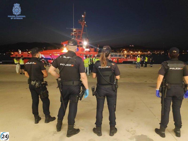 Presó provisional per a dos patrons d'una pastera amb 28 passatgers, dos d'ells menors i una embarassada.
Presó preventiva per a dos patrons d'una barca amb 28 passatgers, dos d'ells menors i una dona embarassada.