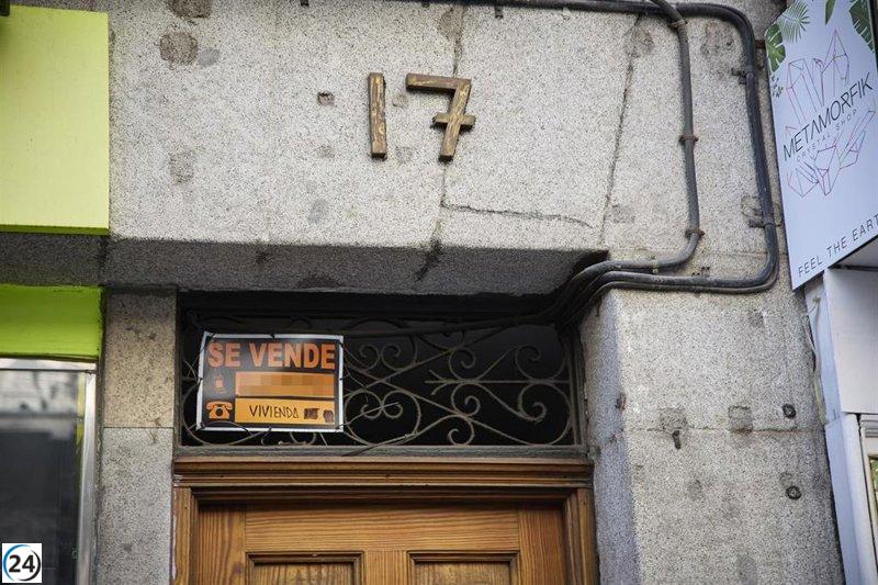 L'habitatge s'encareix un 17,5% en un any a les Balears, fins a 3.779 euros per metre quadrat, segons Fotocasa. 

La vivenda s'encareix un 17,5% en un any a les Illes Balears, fins a 3.779 euros per metre quadrat, segons Fotocasa.