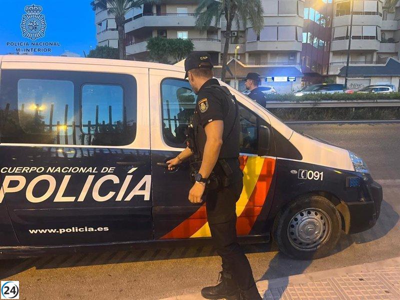 Presó per a dos joves que van agredir un home i li van robar una cadena d'or i un rellotge d'alta gamma.